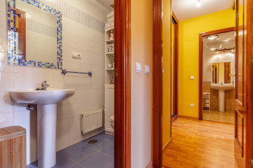 Pisos-Venta-Oviedo-2348643-Foto-14-Carrousel