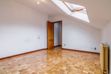 Pisos-Venta-Langreo-2352571-Foto-23-Carrousel