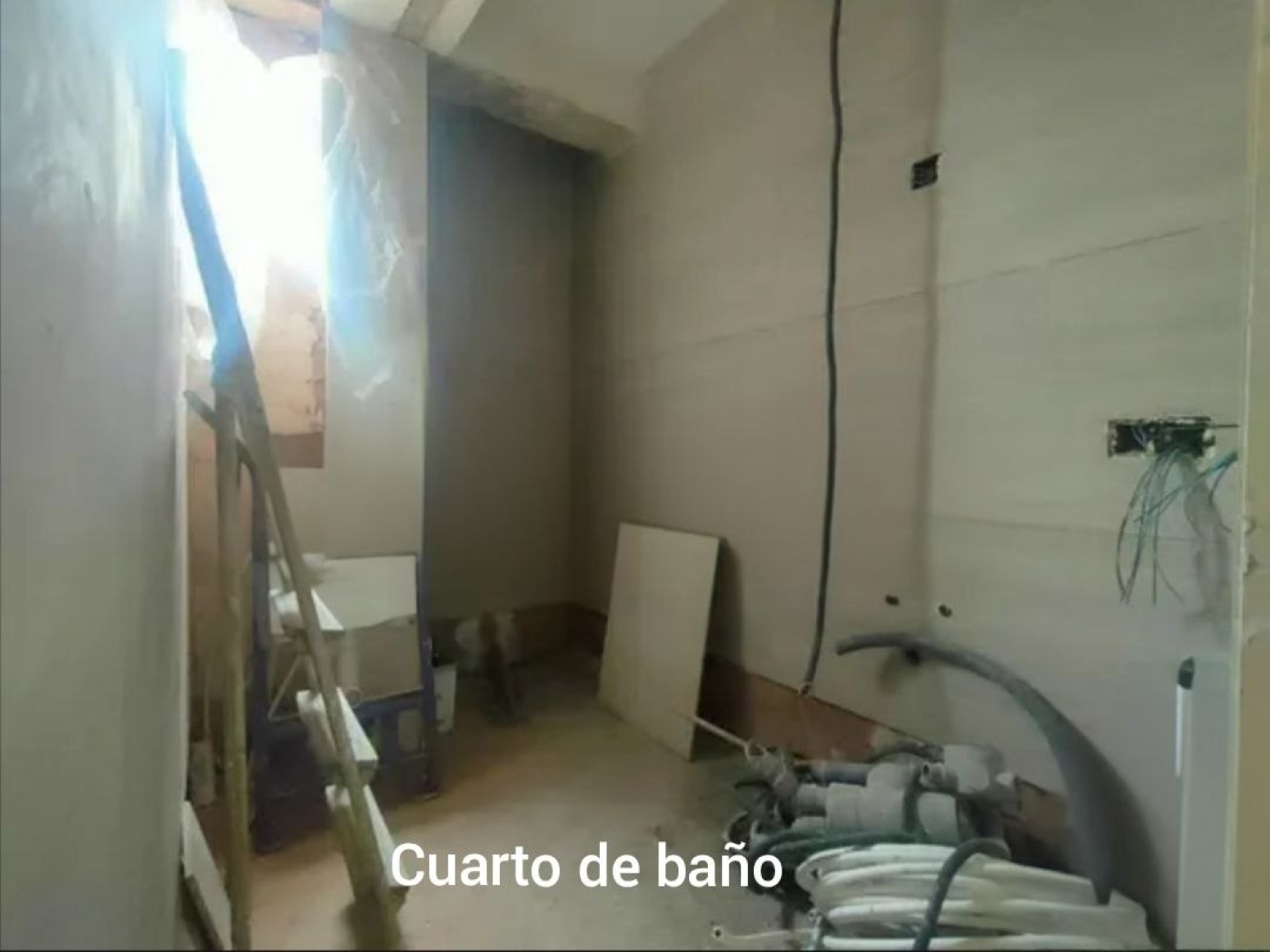 Pisos-Venta-AvilÃ©s-2300276-Foto-24