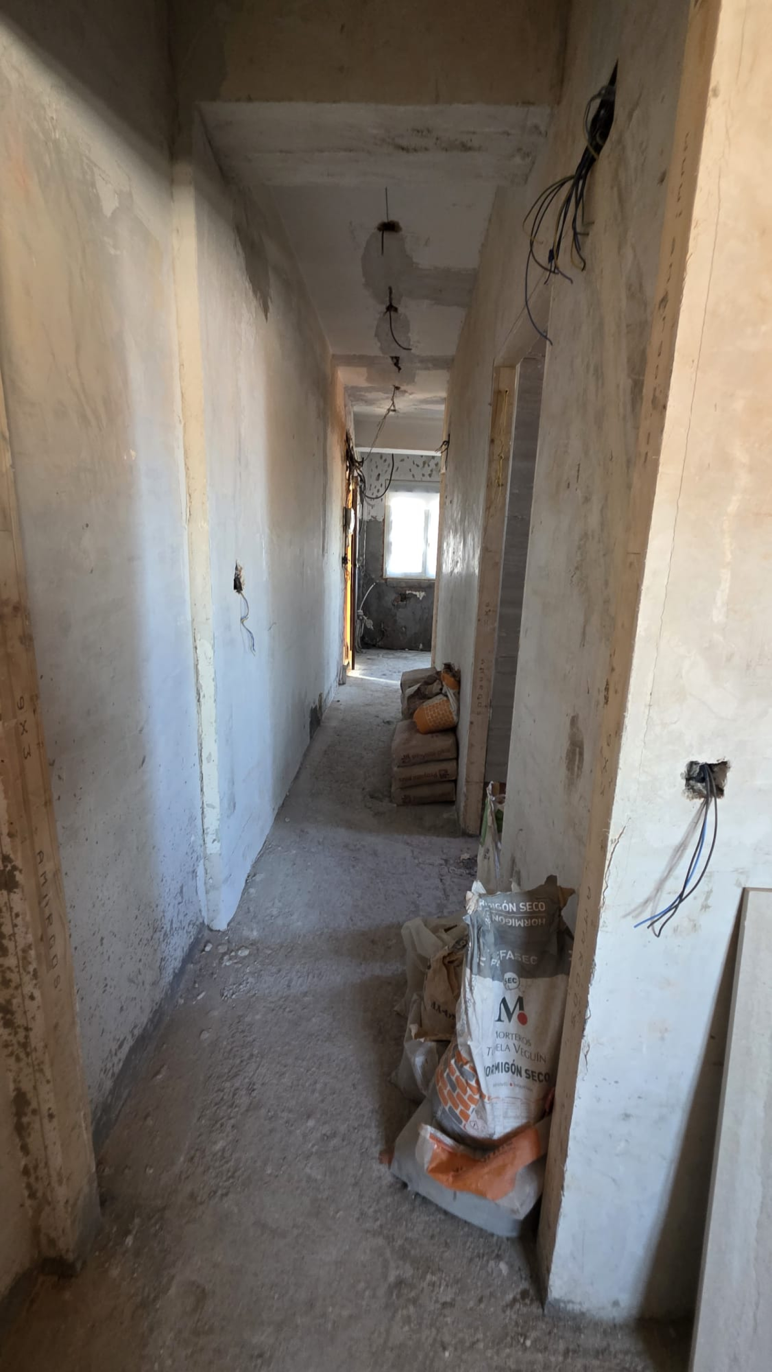 Pisos-Venta-AvilÃ©s-2300276-Foto-34