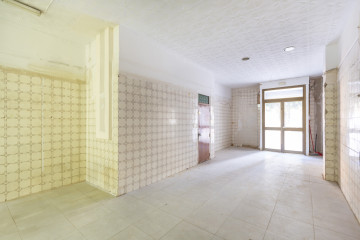 Locales-Venta-Valencia-1424402-Foto-10-Carrousel