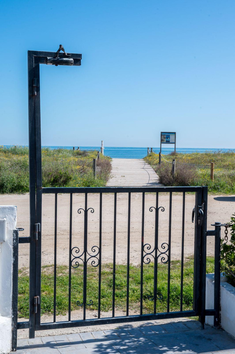 <p>Beachfront apartment in Las Marinas de Denia</p>