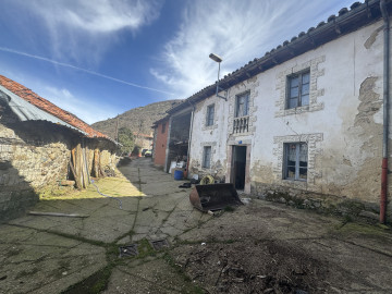 <br />
<b>Deprecated</b>:  Function utf8_encode() is deprecated in <b>/var/www/vhosts/maisonpropiedades.es/httpdocs/ficha-inmueble.php</b> on line <b>286</b><br />
Casas o chalets-Venta-Puebla de Lillo-1717566-Foto-1-Carrousel