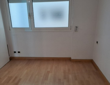 Pisos-Venta-Barcelona-2142807-Foto-4-Carrousel