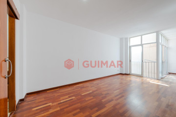 Pisos-Venta-Esplugues de Llobregat-2352859-Foto-1-Carrousel