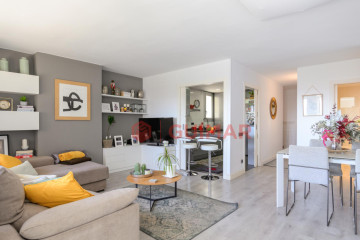 Pisos-Venta-Esplugues de Llobregat-2363443-Foto-2-Carrousel