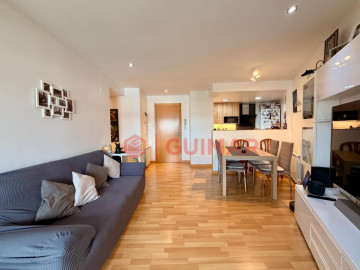 Pisos-Venta-Cornellà de Llobregat-2364420-Foto-1-Carrousel