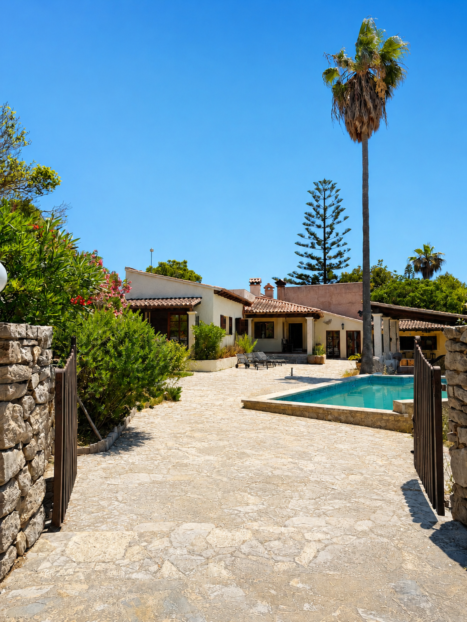Detached Villa in 