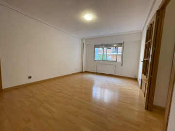 Pisos-Venta-Alcobendas-2335745-Foto-1-Carrousel