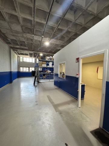 Naves-Alquiler-Alcobendas-2336145-Foto-3-Carrousel