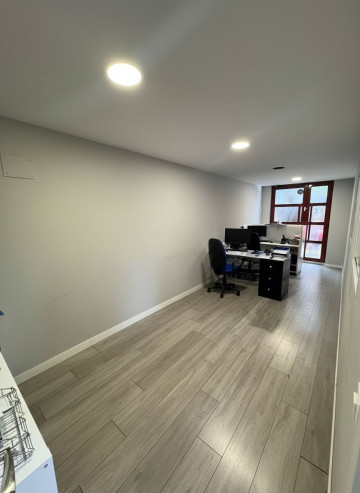 Naves-Alquiler-Alcobendas-2336145-Foto-7-Carrousel