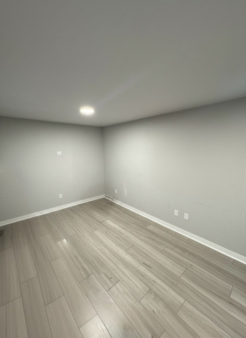 Naves-Alquiler-Alcobendas-2336145-Foto-2-Carrousel