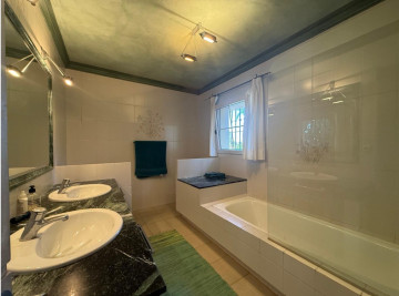 Casas o chalets-Venta-Marbella-2248249-Foto-33-Carrousel