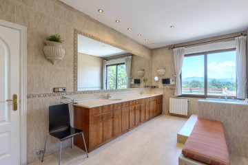 Baño dormitorio principal