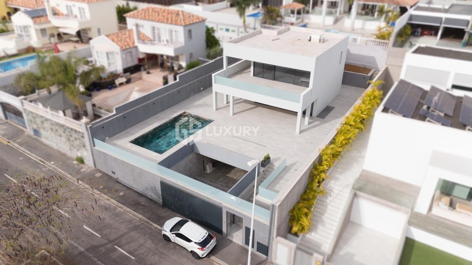 Brand-New Villa in El Madroñal