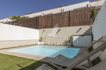 Exclusivo chalet adosado en El Viso, Villalbilla