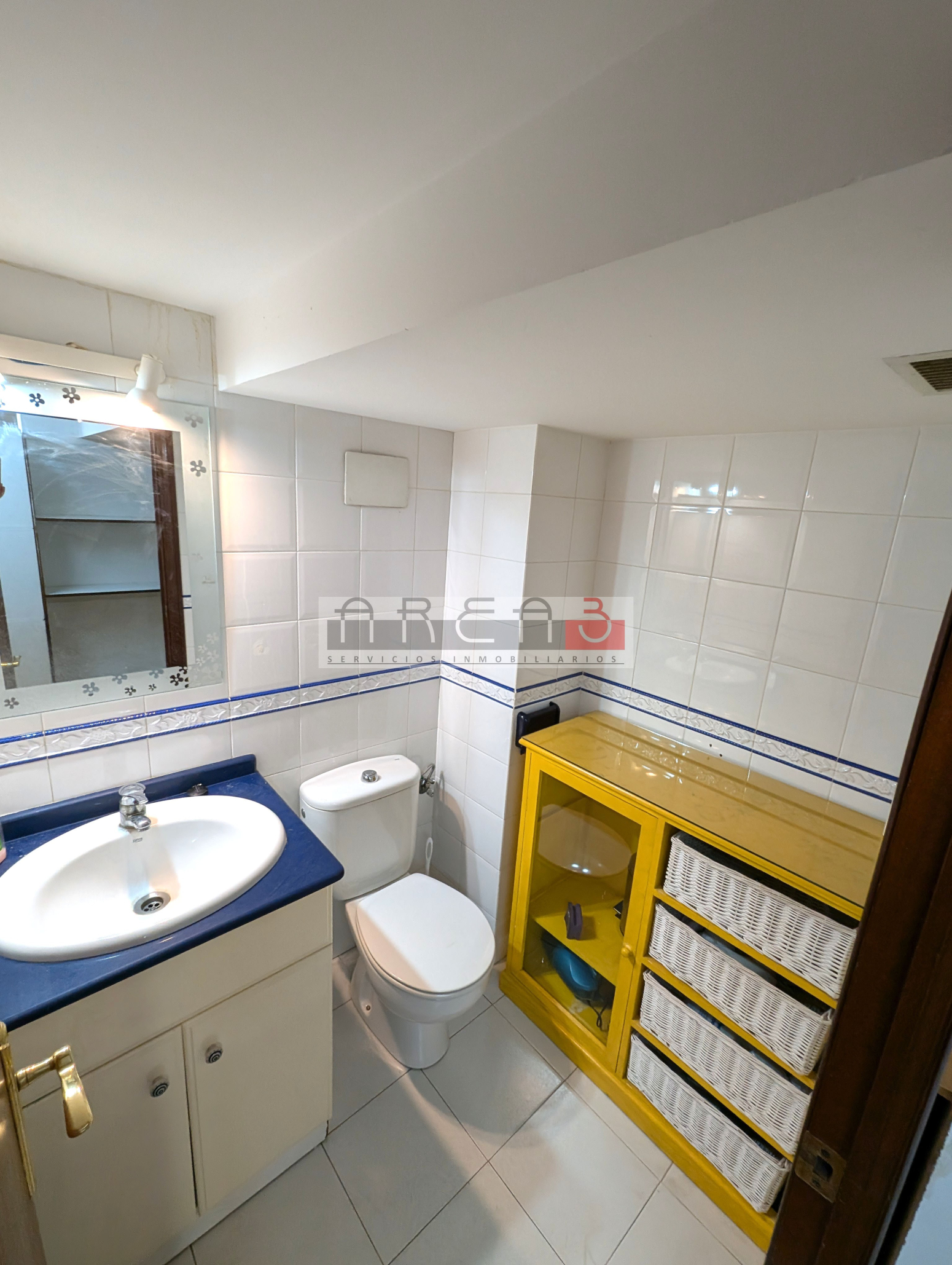 Locales-Alquiler-Laredo-1399528-Foto-18