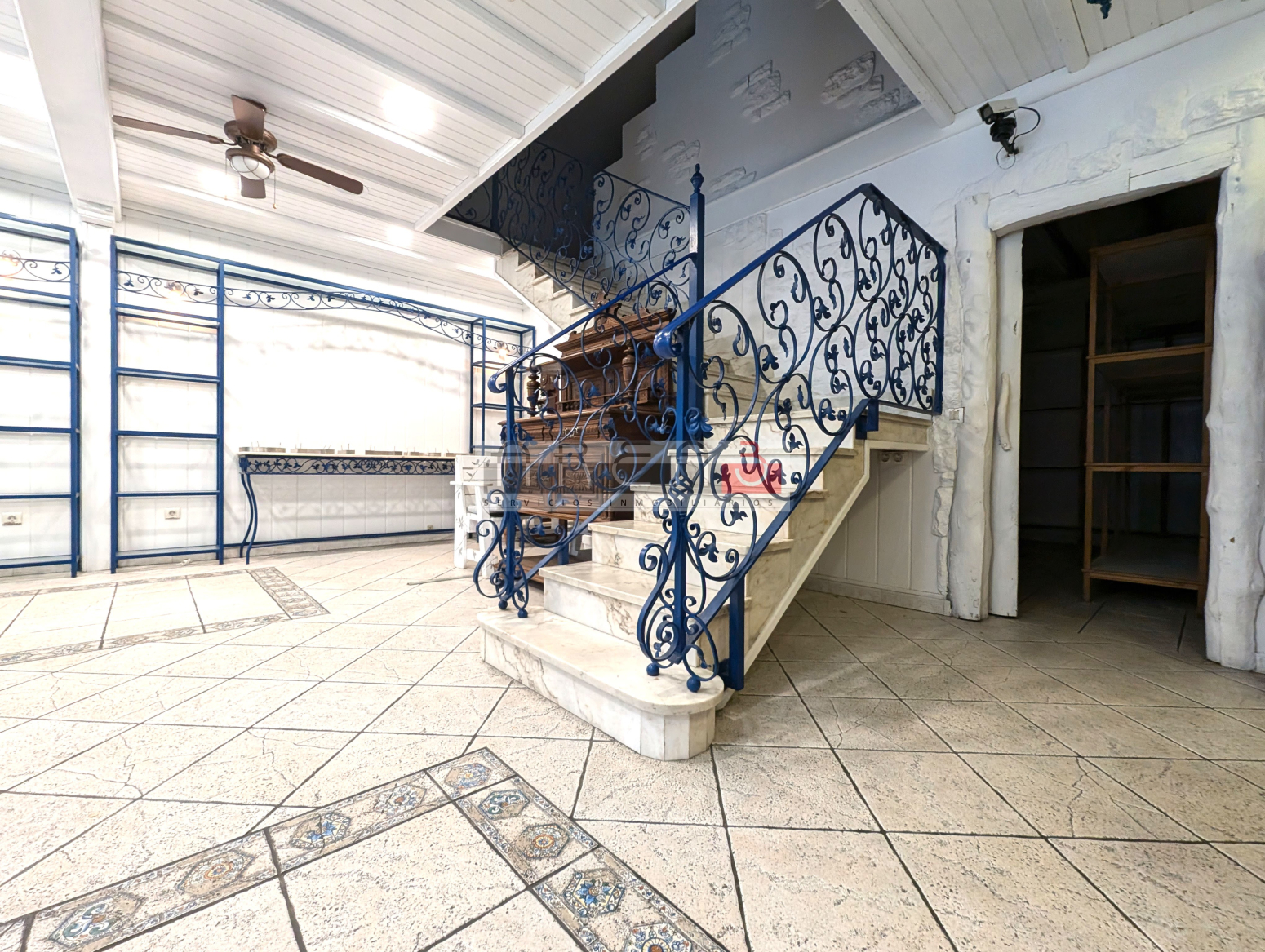 Locales-Alquiler-Laredo-1399528-Foto-3