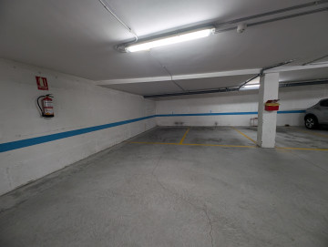 Piso casi nuevo en Limpias con garaje – 2 dormitorios