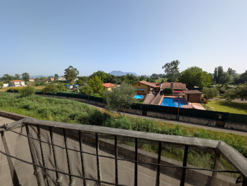 Piso de 2 habitaciones con 2 terraza en Colindres