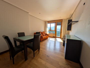 Piso de 2 habitaciones con 2 terraza en Colindres