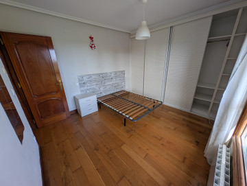 Piso de 2 habitaciones con 2 terraza en Colindres