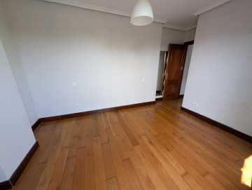 Piso de 2 habitaciones con 2 terraza en Colindres
