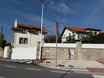 Casas o chalets-Alquiler-PiÃ©lagos-1721652-Foto-40-Carrousel