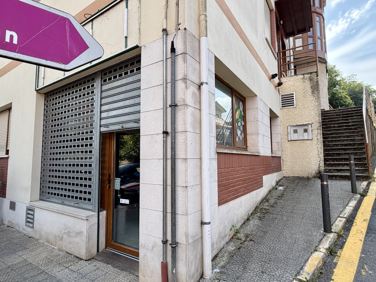 Locales-Alquiler-LiÃ©rganes-2363859-Foto-1