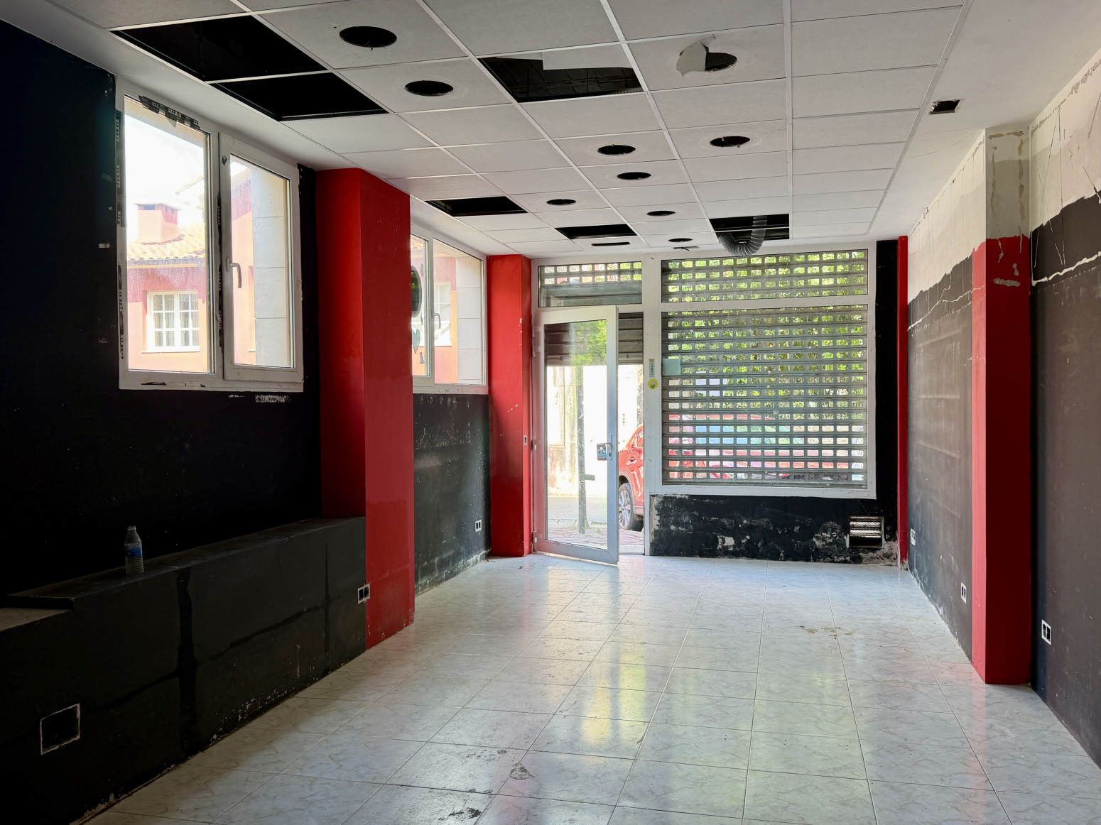 Locales-Alquiler-LiÃ©rganes-2363859-Foto-11
