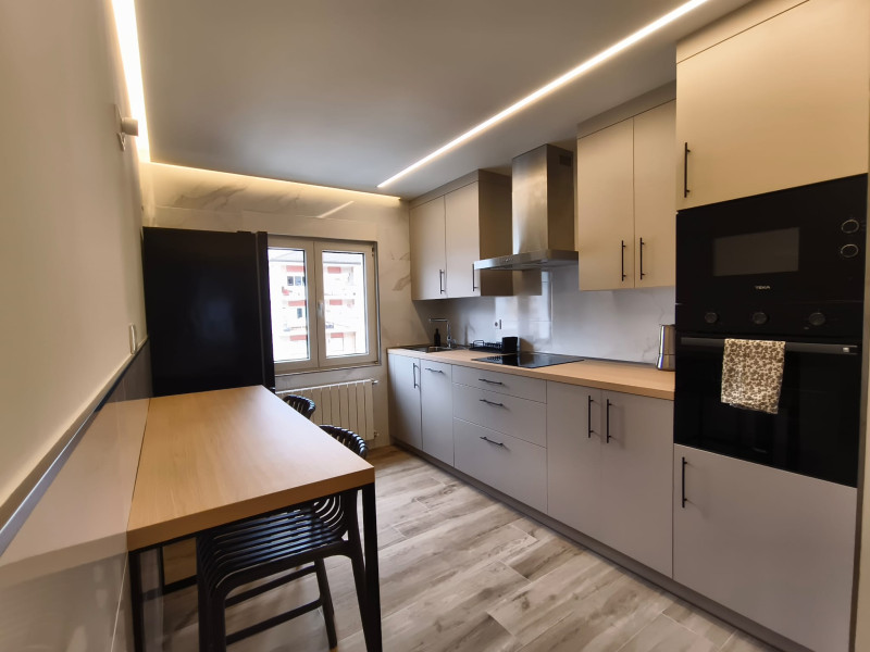 SOLARES CENTRO - PISO DE 3 HAB. A ESTRENAR EN ALQUILER FIJO