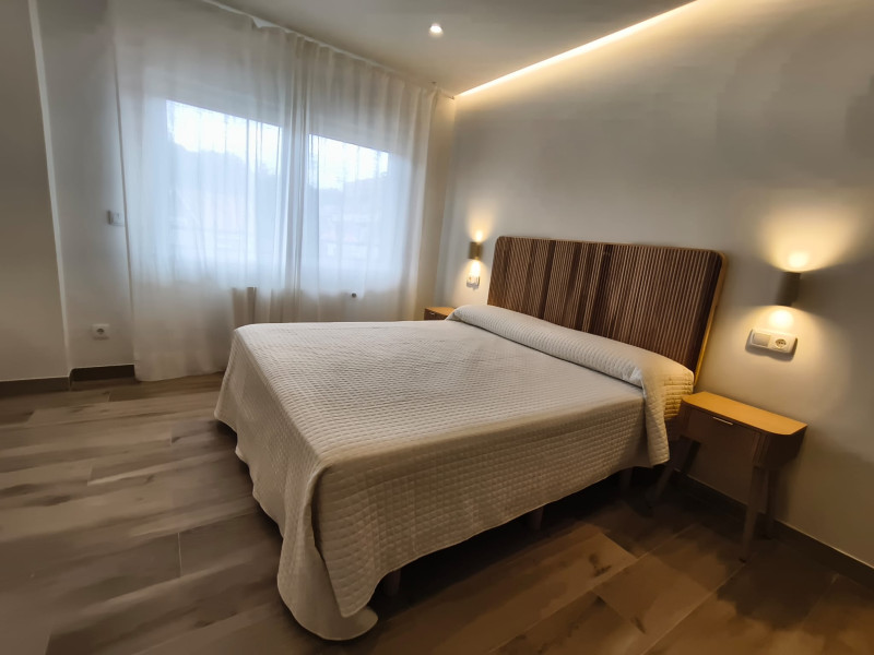 SOLARES CENTRO - PISO DE 3 HAB. A ESTRENAR EN ALQUILER FIJO