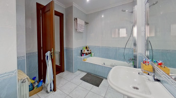 Pisos-Venta-ReocÃ­n-1460300-Foto-41-Carrousel