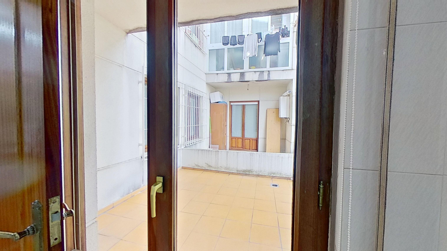 Pisos-Venta-Torrelavega-1587885-Foto-16