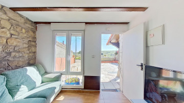 CASA EN TAGLE CON PRECIOSAS VISTAS AL MAR