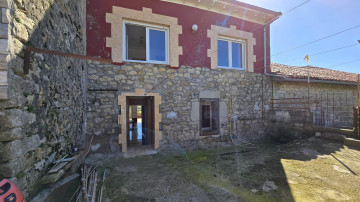 CASA EN TAGLE CON PRECIOSAS VISTAS AL MAR