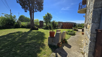 ESPECTACULAR CASA DE PIEDRA INDEPENDIENTE EN QUEVEDA