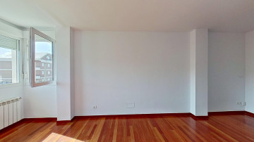 PISO EN URBANIZACION PRIVADA CON PISCINAS
