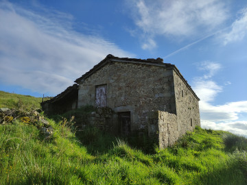 CABAÑA PASIEGA PARA REFORMAR