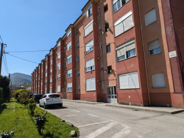 Venta de Pisos en Los Corrales de Buelna