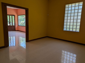 Venta de Locales en Los Corrales de Buelna