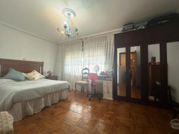 Venta de Pisos en Los Corrales de Buelna