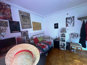 Venta de Pisos en Los Corrales de Buelna
