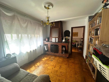 Venta de Pisos en Los Corrales de Buelna