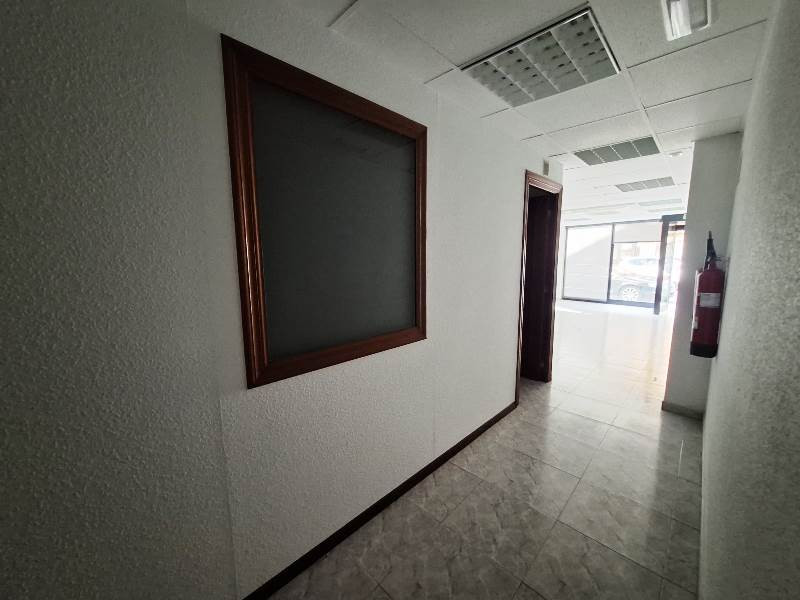 Venta de Locales en Cabezón de la Sal