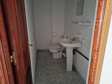Venta de Locales en Cabezón de la Sal