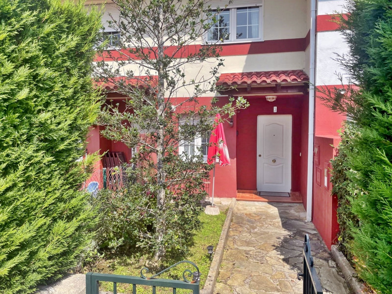 Houses or chalets, Rent