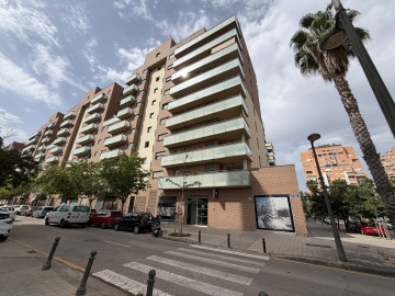 Locales-Alquiler-Valencia-2364175-Foto-38-Carrousel