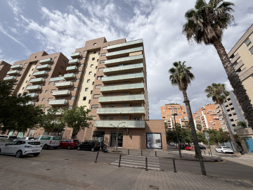 Locales-Alquiler-Valencia-2364175-Foto-39-Carrousel