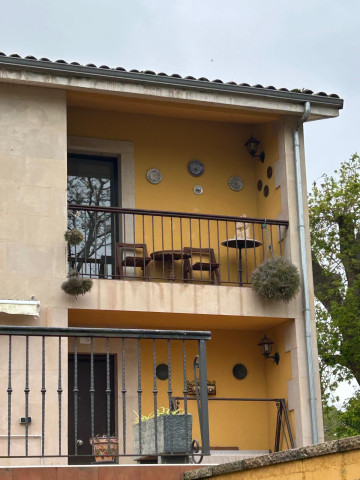 chalet en buen estado en Santillana del Mar